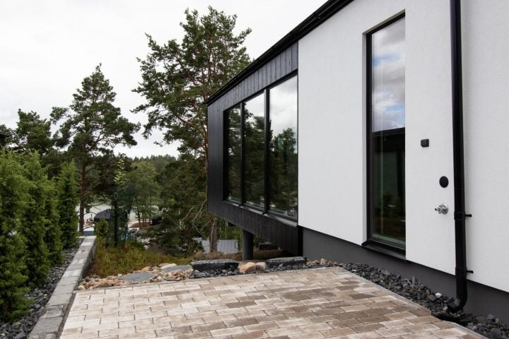 Neljäs Tiira, Lounatuulen Tiira, Casa Los Pinos
