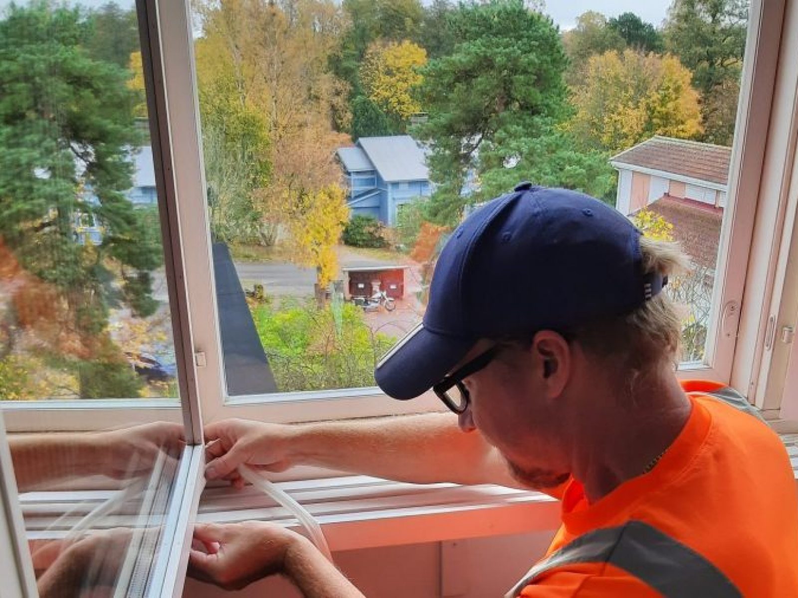 Huoltopalvelusta ratkaisu vuotaviin ikkunoihin