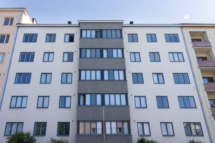 Töölöläisen taloyhtiön uudet Pihla-ikkunat 
